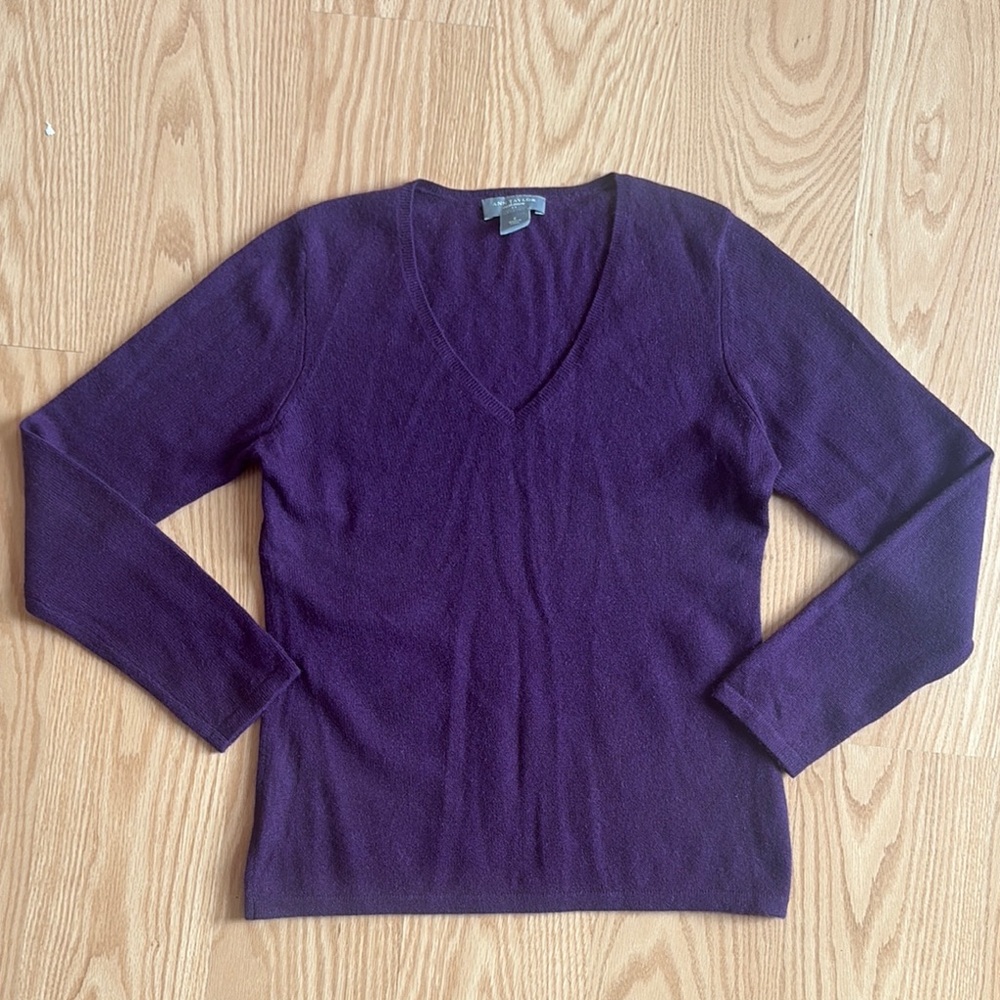 Ann Taylor vintage cashmere sweater Size S